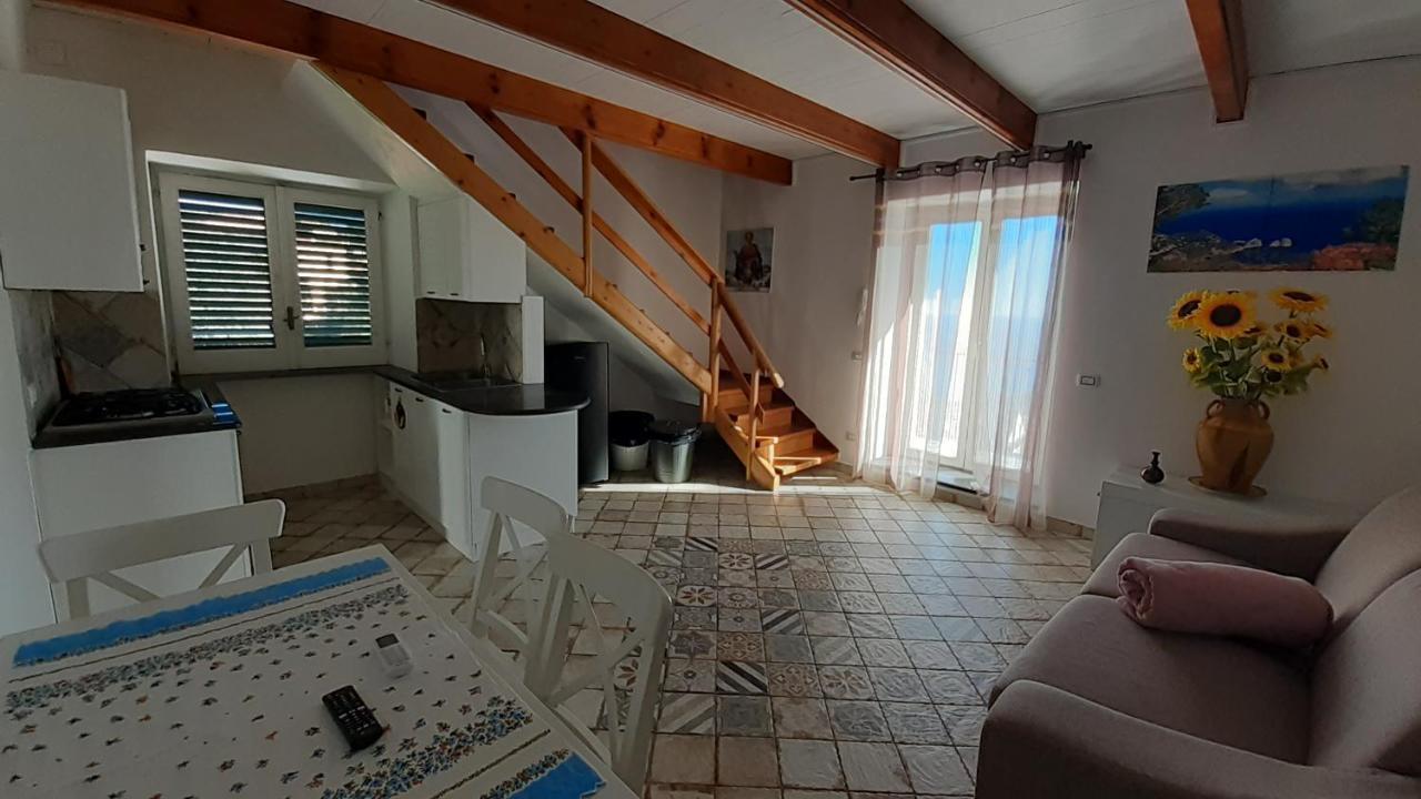 Il Quadrifoglio Villa มัสซาลูเบรนเซ ภายนอก รูปภาพ