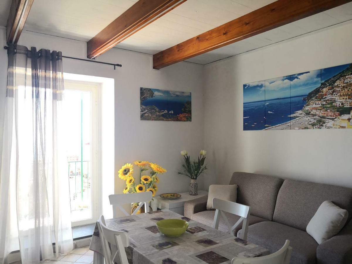 Il Quadrifoglio Villa มัสซาลูเบรนเซ ภายนอก รูปภาพ